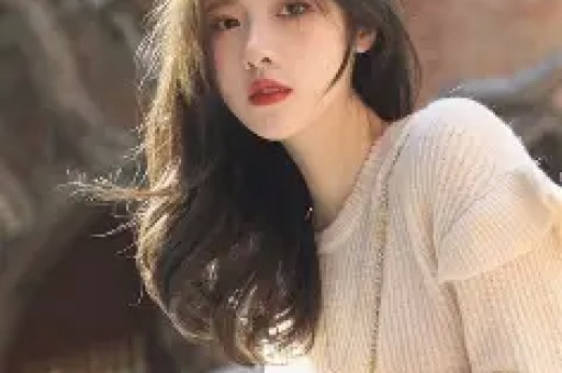 张嘉慧：从校园少女到时尚女王的传奇之路